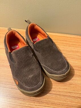 The North Face Boy’s Slip-On Casual Shoe - Brown with Orange Lining size 3